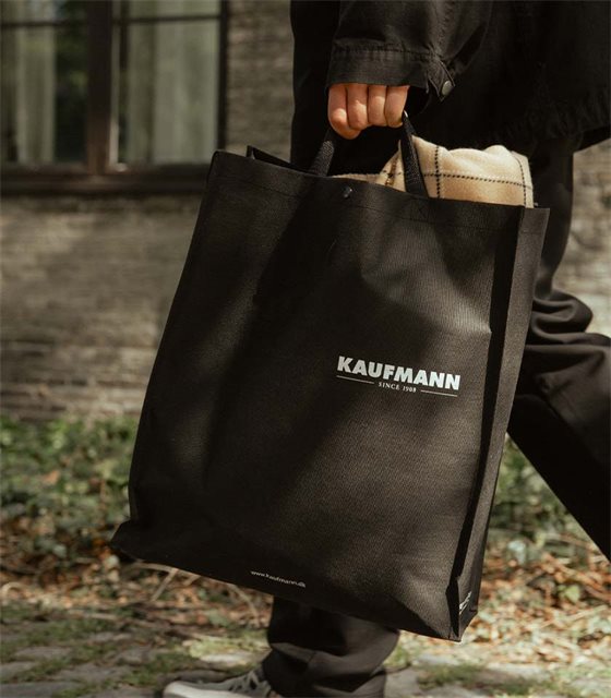 KAUFMANN_bag_Spot_02.jpg