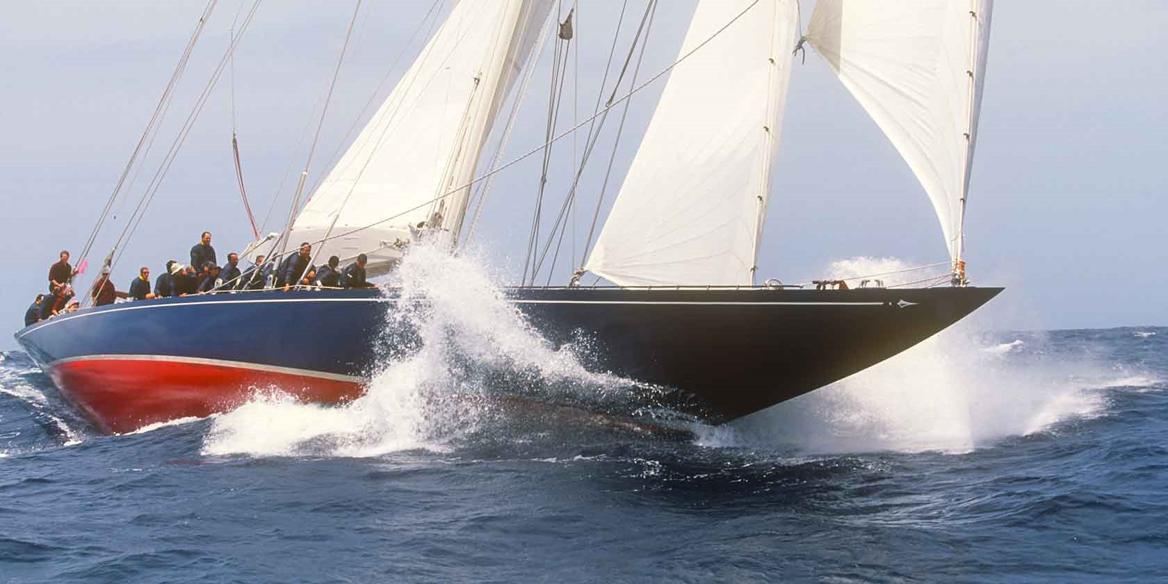 Yachten Endeavour