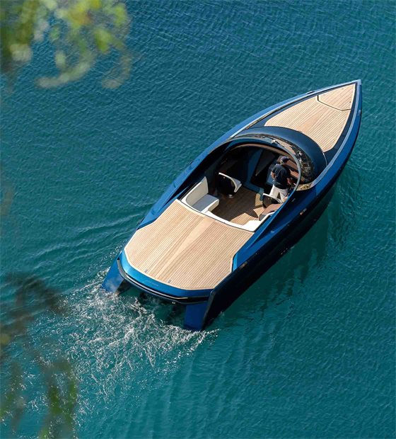 Aston Martin Powerboat