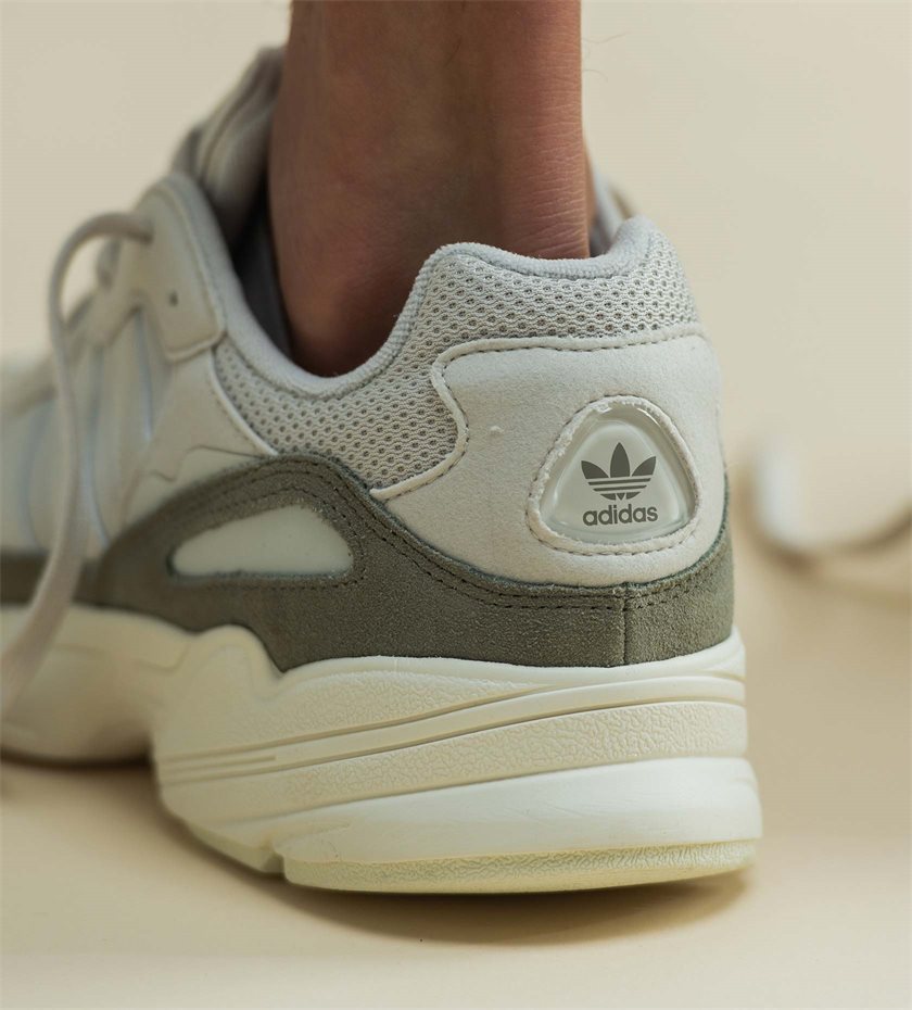 qUINT-lifestyle_u28-adidas3.jpg