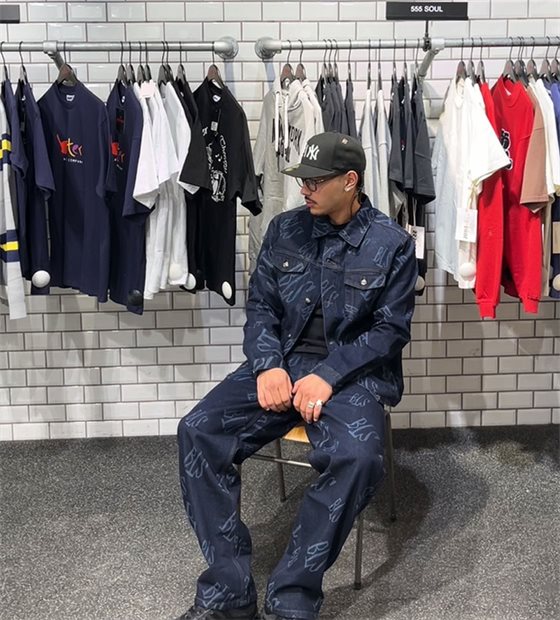 Anas i BLS outfit