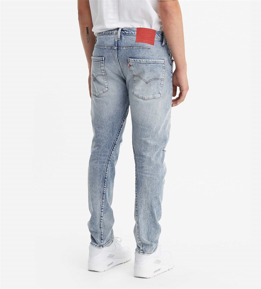 quint-lifestyle_u06-levis4.jpg